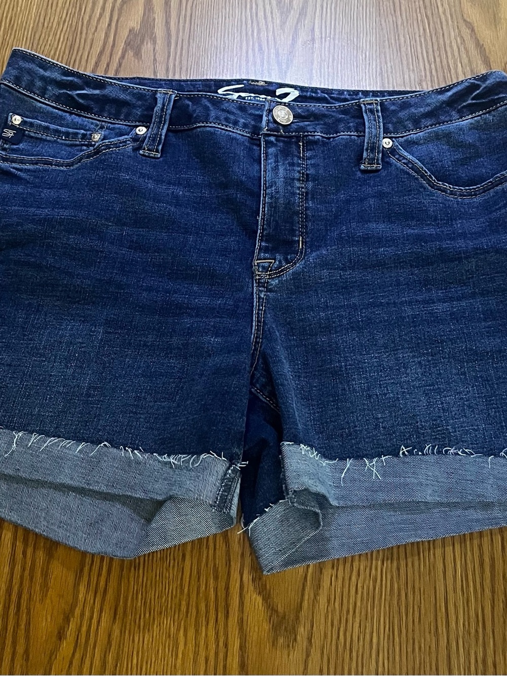 Seven7 Dark Blue Denim Shorts with White Logo Size 10